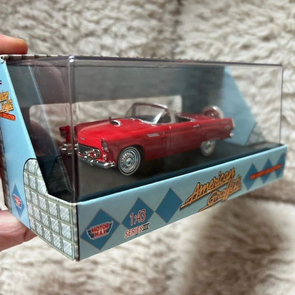 American Graffiti Collector’s Thunderbird - Picture 2 of 4